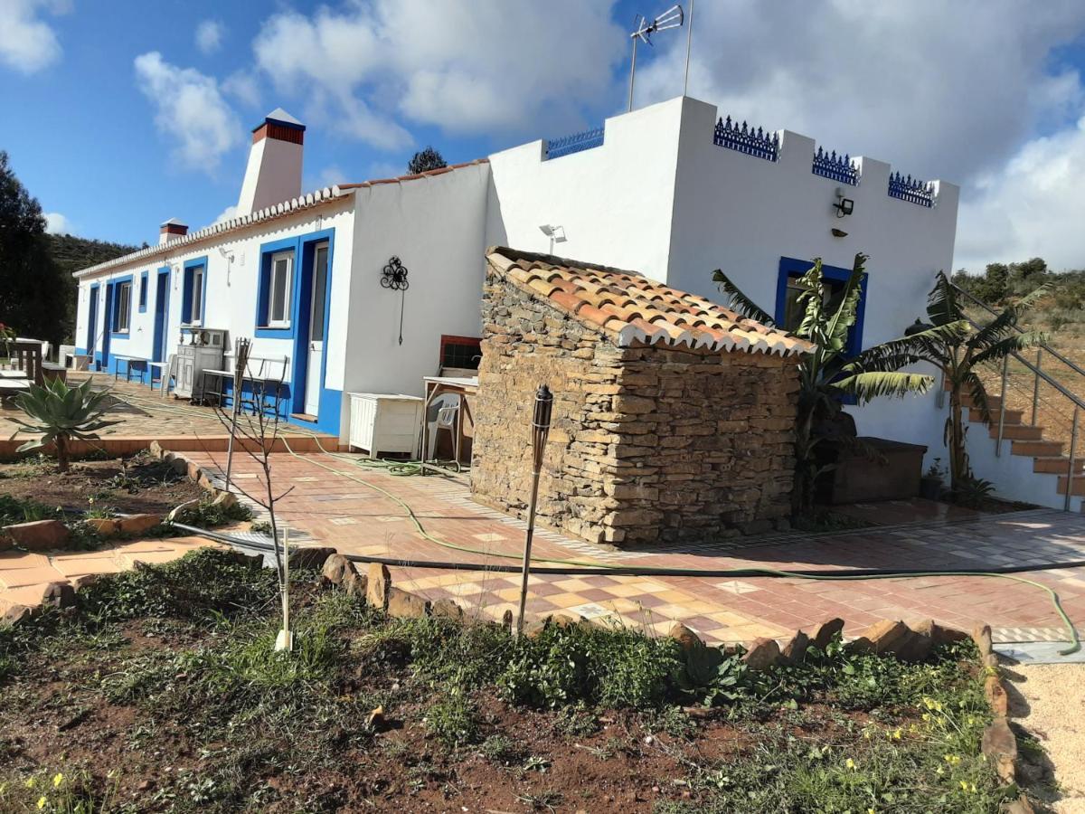 Willa Casa Do Jardim Mexilhoeira Grande Zewnętrze zdjęcie
